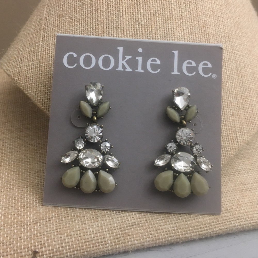 Cookie Lee Crystal Flutter Earring